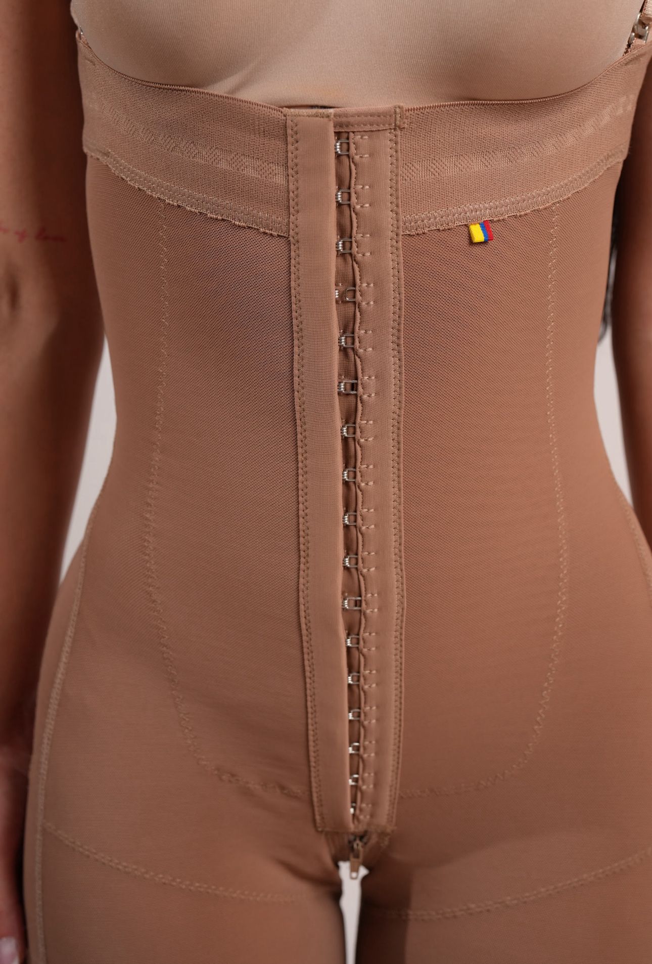 GIORGINA – Strapless Sculpt