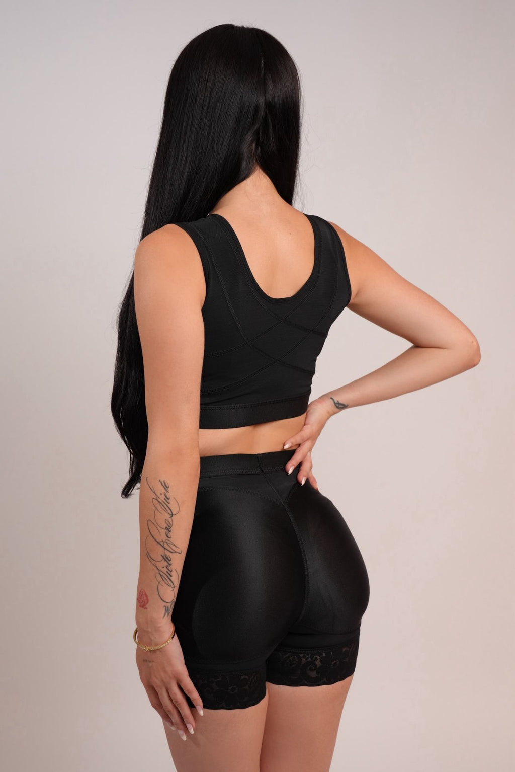 Akira Combo - Brasier Chole + Panty Liora